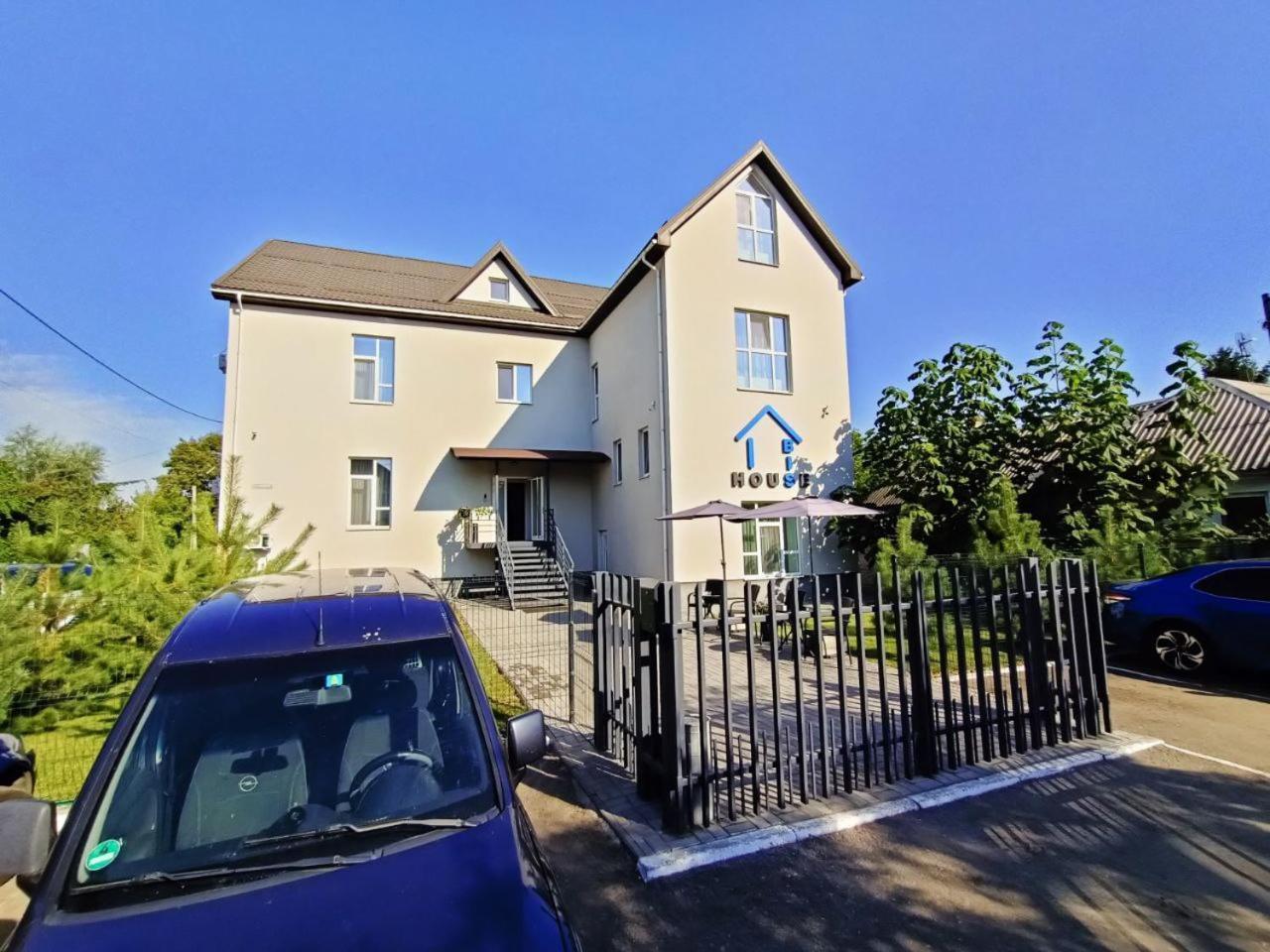 Apartments Bis House Dnipro Exterior foto